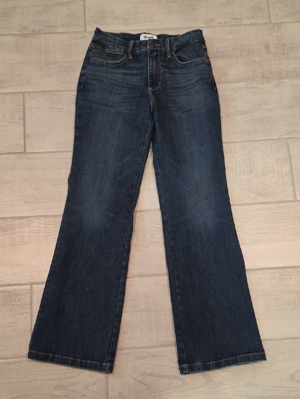 Wrangler Bespoke Boot Women's Size 28x30 Jeans Stretch Dark Wash